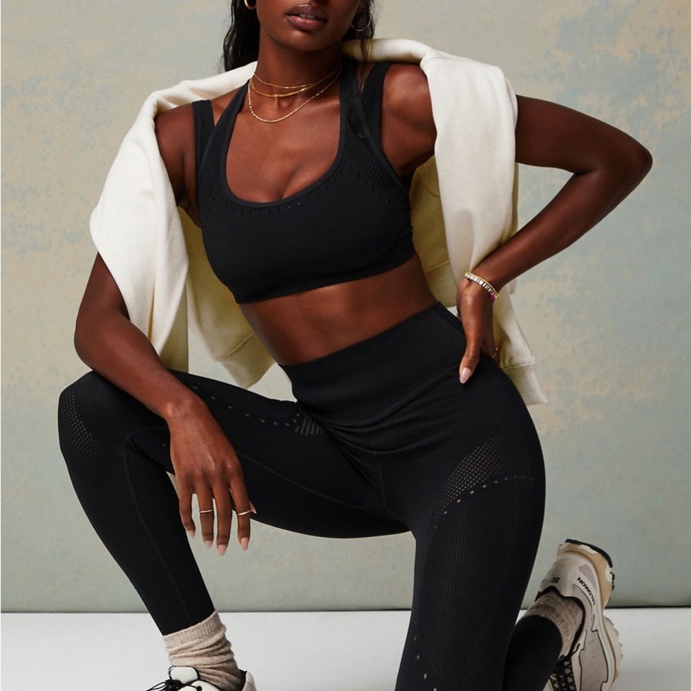 Fabletics Set - Picture 4 of 7
